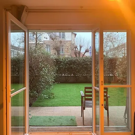 Апартаменты Paris